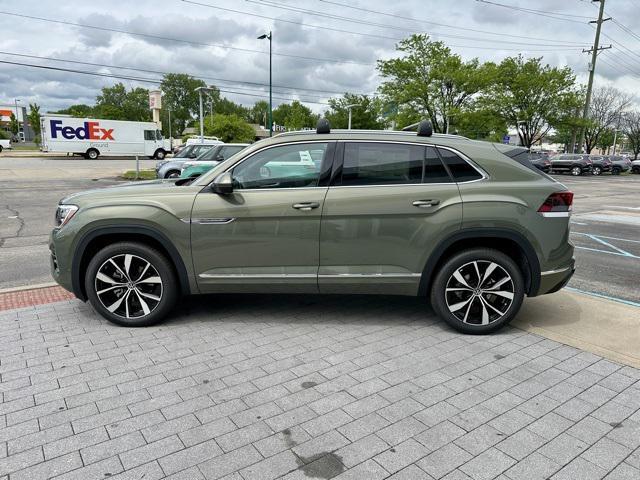 new 2025 Volkswagen Atlas Cross Sport car, priced at $53,192