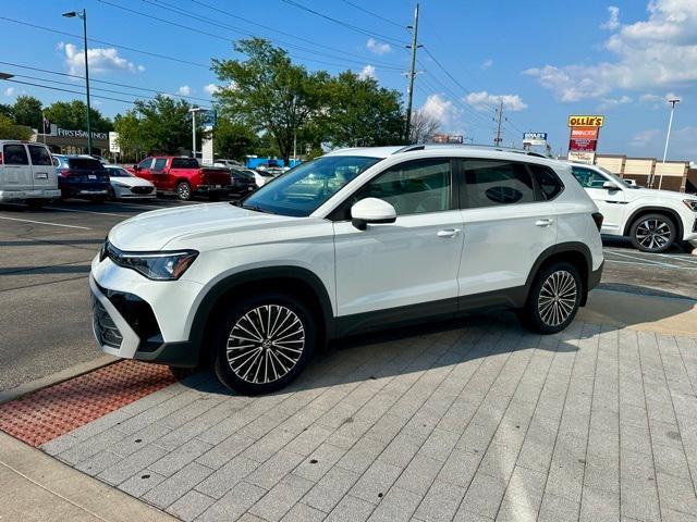 new 2025 Volkswagen Taos car, priced at $29,359