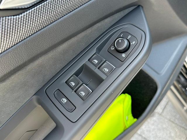 new 2025 Volkswagen Golf GTI car, priced at $33,397