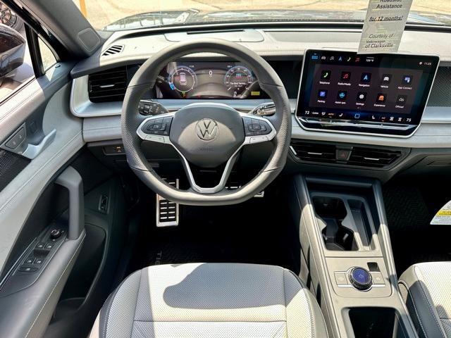 new 2025 Volkswagen Tiguan car, priced at $36,231
