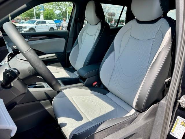 new 2025 Volkswagen Tiguan car, priced at $36,231