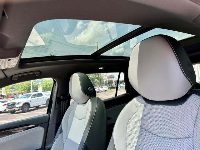 new 2025 Volkswagen Tiguan car, priced at $36,231