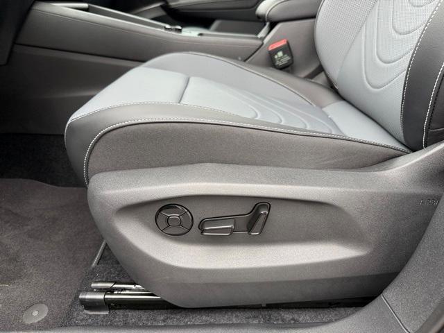 new 2025 Volkswagen Tiguan car, priced at $31,355