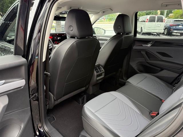 new 2025 Volkswagen Tiguan car, priced at $31,355