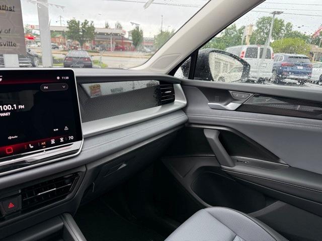 new 2025 Volkswagen Tiguan car, priced at $31,355