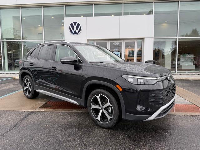 new 2025 Volkswagen Tiguan car, priced at $31,355