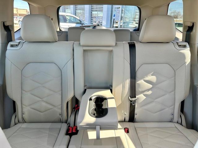 new 2025 Volkswagen Atlas car, priced at $41,564