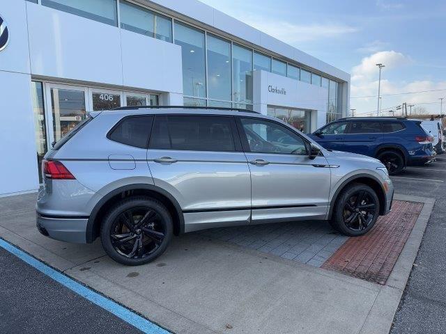 new 2024 Volkswagen Tiguan car, priced at $35,336