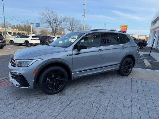 new 2024 Volkswagen Tiguan car, priced at $35,336