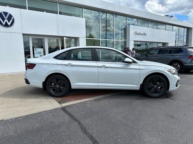 new 2024 Volkswagen Jetta car, priced at $25,671