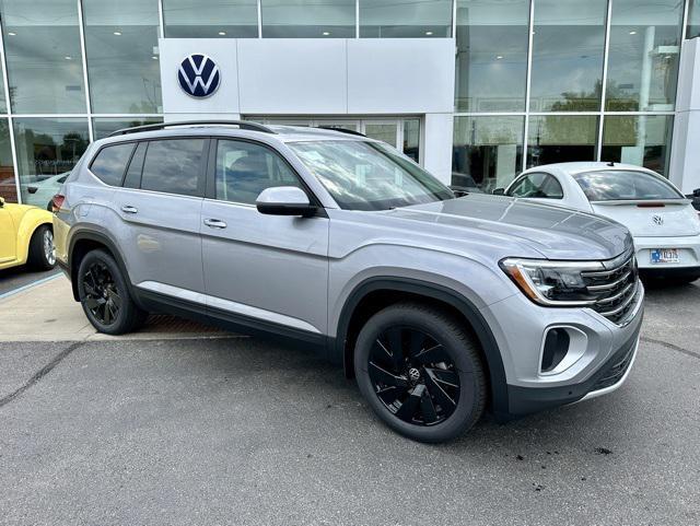 new 2024 Volkswagen Atlas car, priced at $42,885