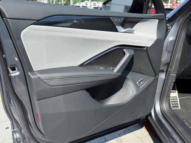 new 2025 Volkswagen Tiguan car, priced at $37,050