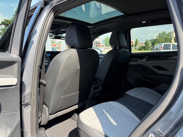 new 2025 Volkswagen Tiguan car, priced at $37,050