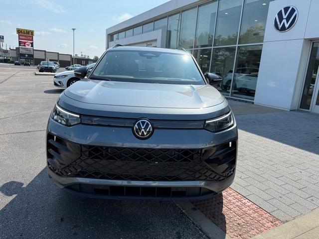 new 2025 Volkswagen Tiguan car, priced at $37,050