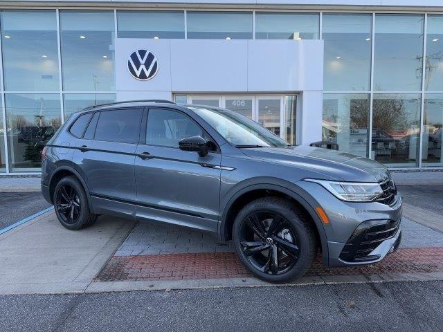 new 2024 Volkswagen Tiguan car, priced at $33,926