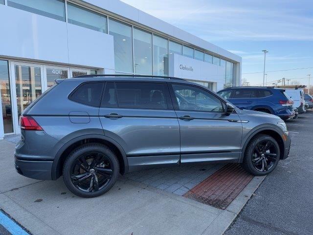 new 2024 Volkswagen Tiguan car, priced at $33,926