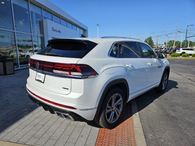 new 2024 Volkswagen Atlas Cross Sport car, priced at $49,653