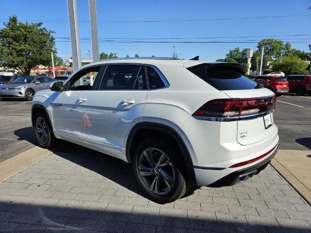 new 2024 Volkswagen Atlas Cross Sport car, priced at $49,653