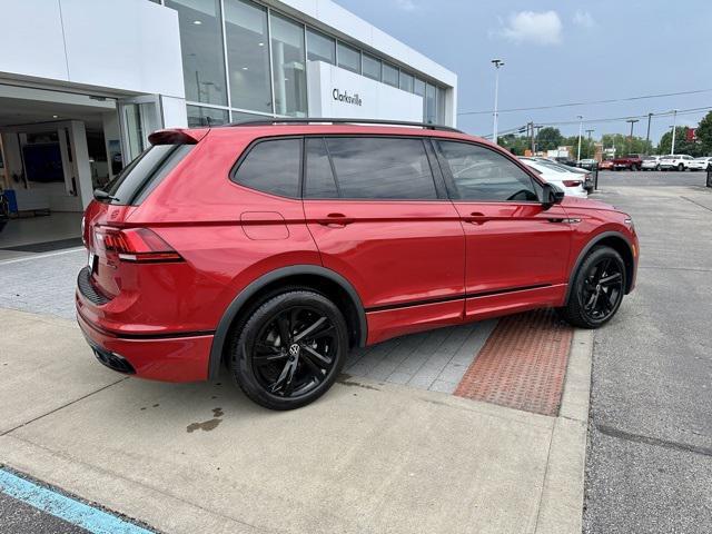 used 2024 Volkswagen Tiguan car, priced at $31,454