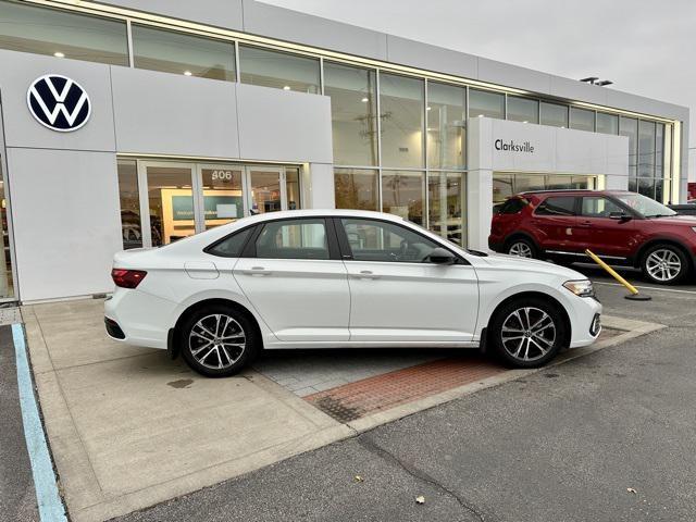 used 2024 Volkswagen Jetta car, priced at $22,120