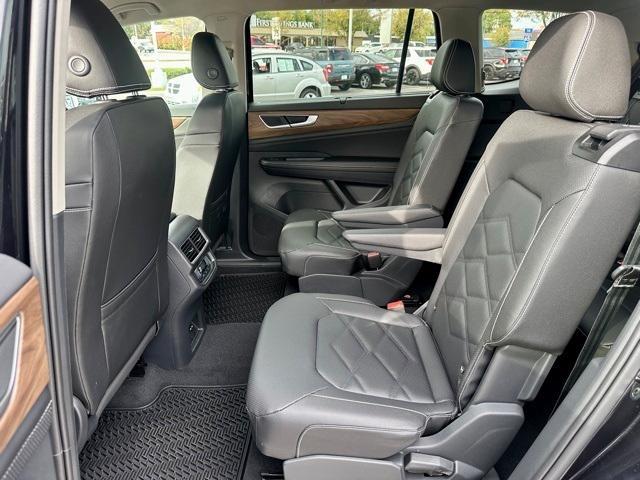 new 2026 Volkswagen Atlas car