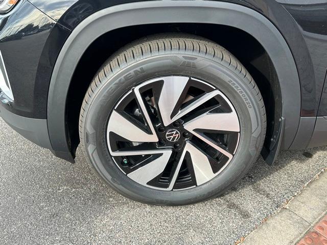 new 2026 Volkswagen Atlas car