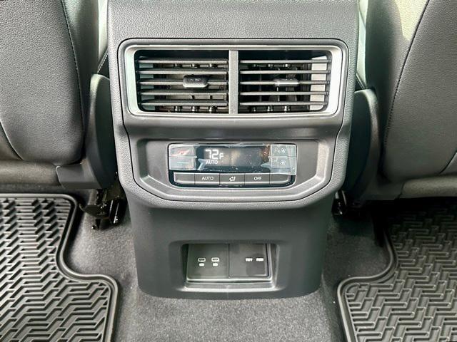 new 2026 Volkswagen Atlas car