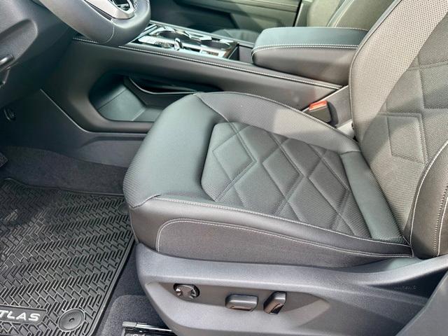 new 2026 Volkswagen Atlas car