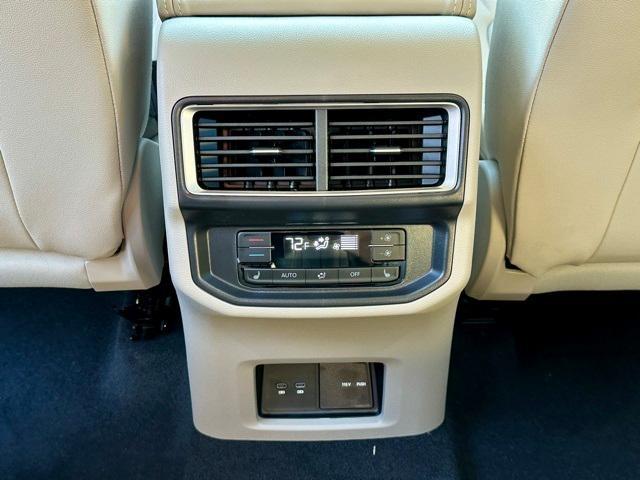 new 2026 Volkswagen Atlas car, priced at $52,809