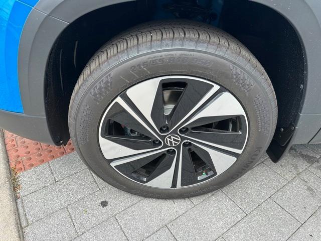 new 2025 Volkswagen Taos car, priced at $30,453