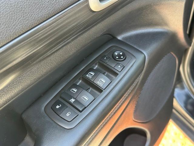 used 2021 Jeep Grand Cherokee car, priced at $20,128