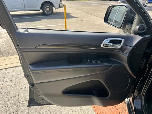 used 2021 Jeep Grand Cherokee car, priced at $20,128