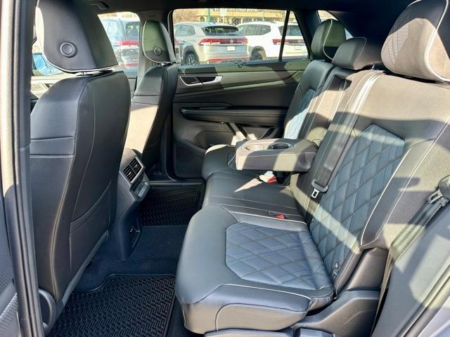 new 2025 Volkswagen Atlas Cross Sport car, priced at $47,874