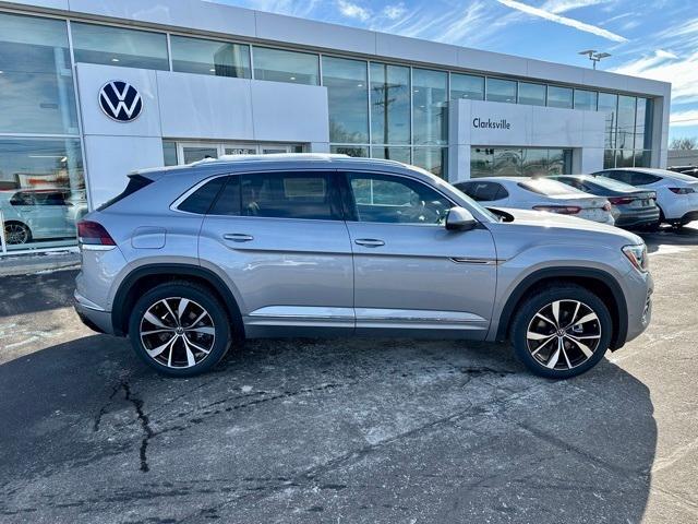 new 2025 Volkswagen Atlas Cross Sport car, priced at $47,874