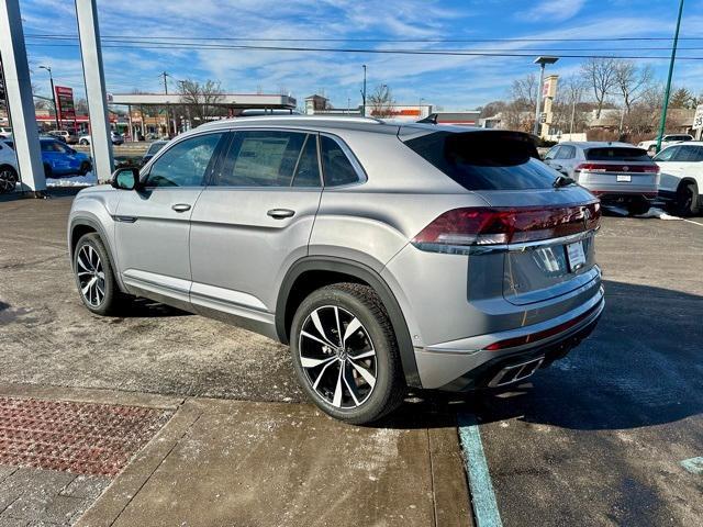 new 2025 Volkswagen Atlas Cross Sport car, priced at $47,874