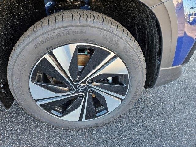 new 2024 Volkswagen Taos car, priced at $31,953