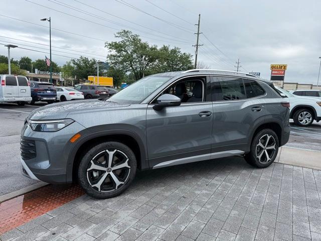new 2025 Volkswagen Tiguan car, priced at $32,961