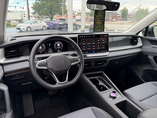 new 2025 Volkswagen Tiguan car, priced at $32,961