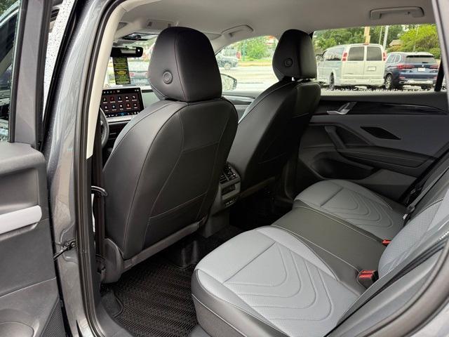 new 2025 Volkswagen Tiguan car, priced at $32,961