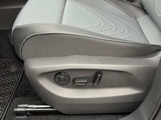 new 2026 Volkswagen Tiguan car, priced at $39,000