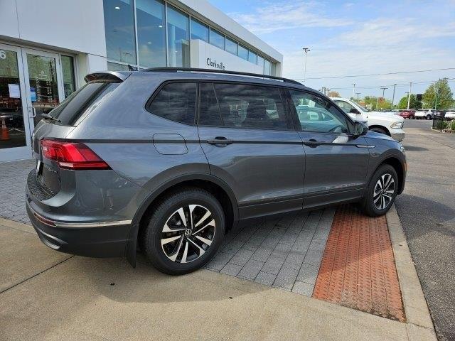 new 2024 Volkswagen Tiguan car, priced at $31,203