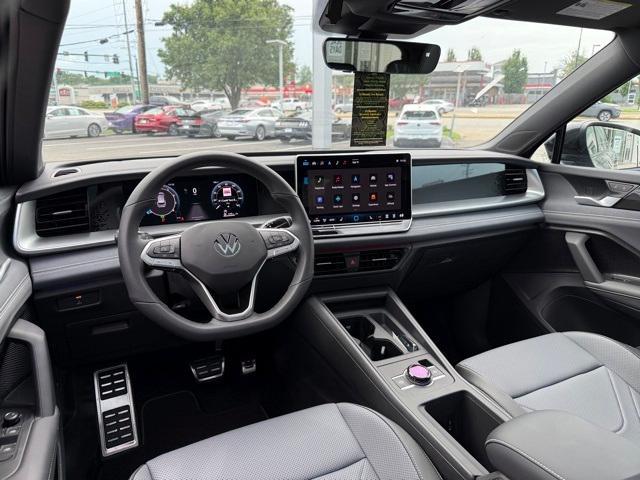 new 2025 Volkswagen Tiguan car, priced at $36,231