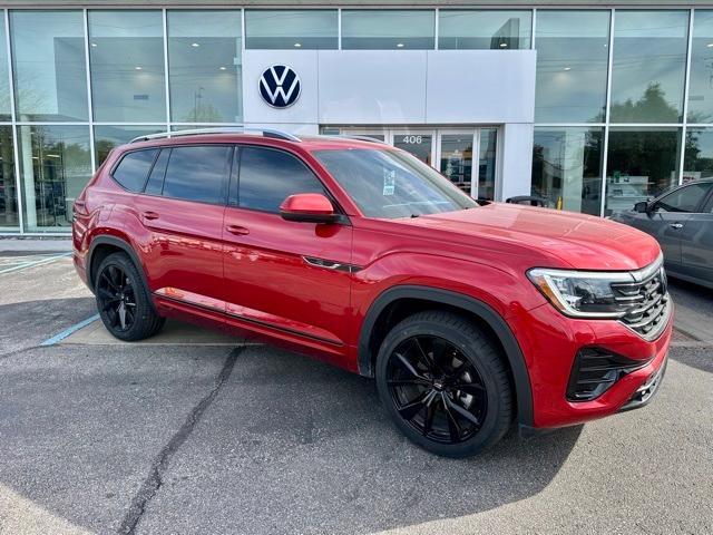 used 2024 Volkswagen Atlas car, priced at $38,027