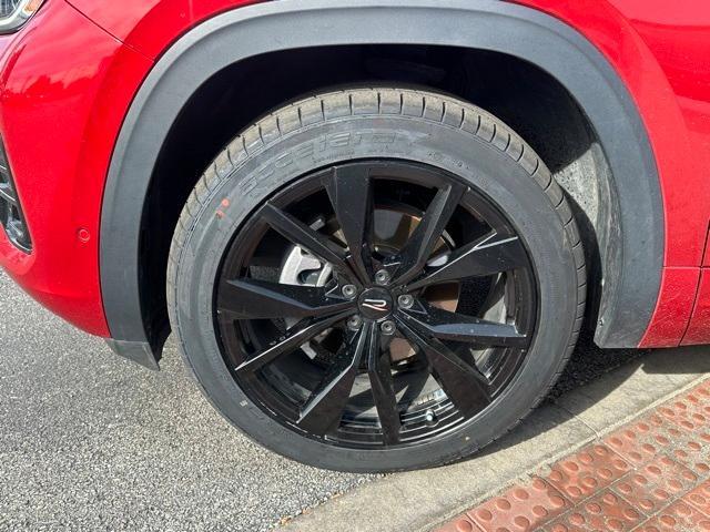 used 2024 Volkswagen Atlas car, priced at $38,027