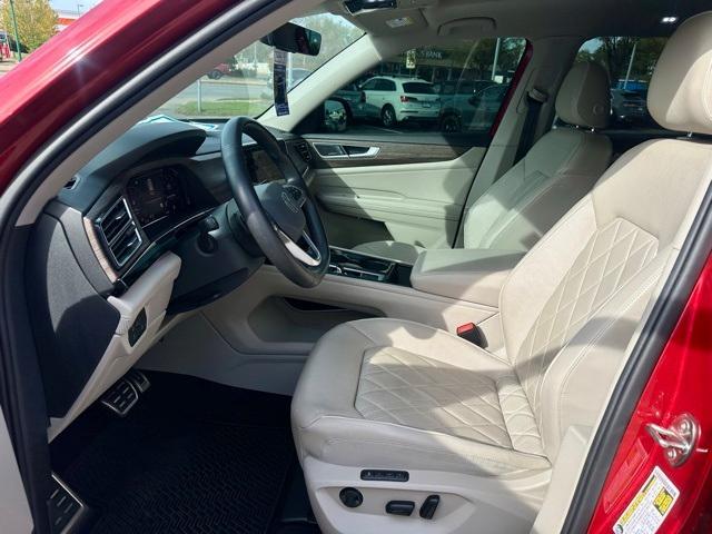 used 2024 Volkswagen Atlas car, priced at $38,027