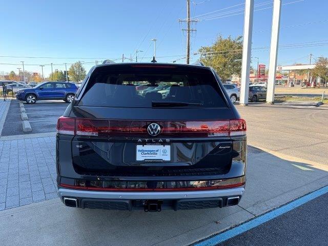 new 2025 Volkswagen Atlas car, priced at $49,586