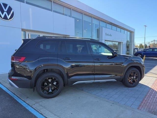 new 2025 Volkswagen Atlas car, priced at $49,586