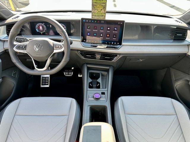 new 2025 Volkswagen Tiguan car, priced at $36,231