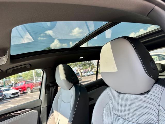 new 2025 Volkswagen Tiguan car, priced at $36,231