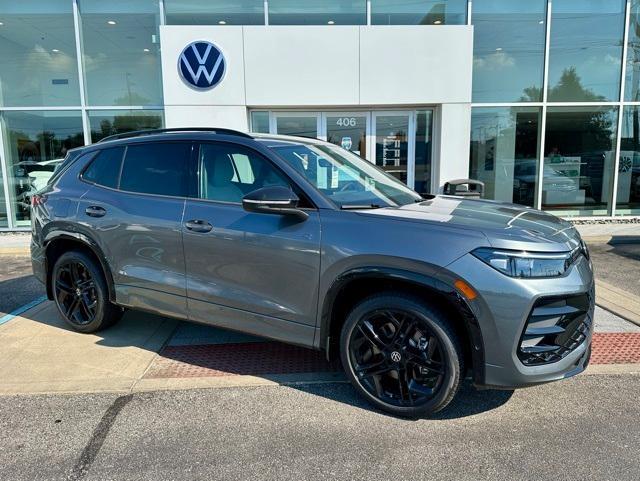 new 2025 Volkswagen Tiguan car, priced at $36,231